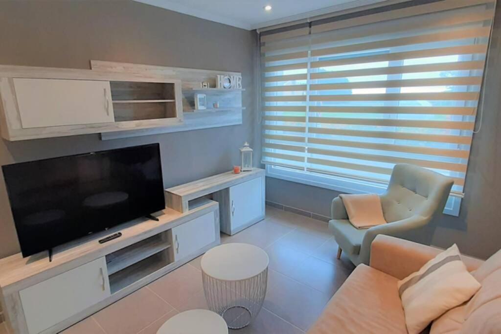 Apartamento Playa Foz Con Piscina Y Parking 010 Apartment Exterior photo